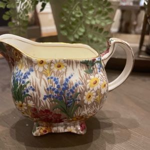 Vintage Grimwades Royal Winton Marguerite Chintz with gold trim- Cream and sugar